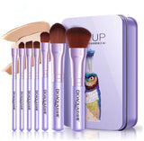 Professional set of makeup brushes in a hard case, set of 7 pieces