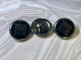 Decorative metal buttons on the leg with a pattern for jackets, blazers and cardigans. Set 4 pieces